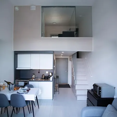 شقة Elegant Penthouse Loft - Near The Airport *
