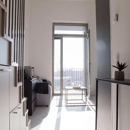 Elegant Penthouse Loft - Near The Airport شقة فانتا